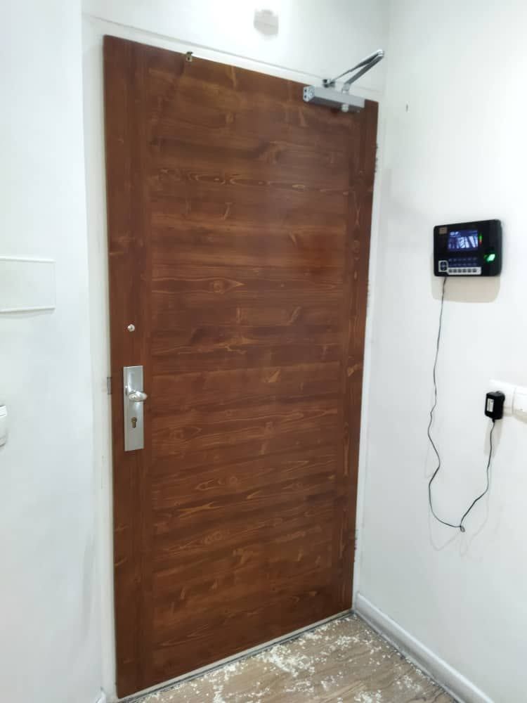 درب تمام چوب